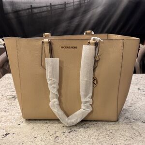 Michael Kors Beige Kimberly Leather Tote